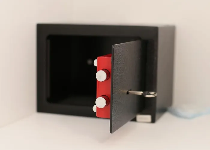 招待所 Increasing Garibaldi - Station & Centre 4*