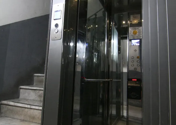 Increasing Garibaldi - Station & Centre