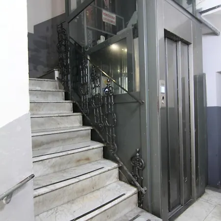 Increasing Garibaldi - Station & Centre Affittacamere 4*