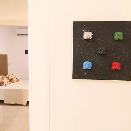 Increasing Garibaldi - Station & Centre 4*