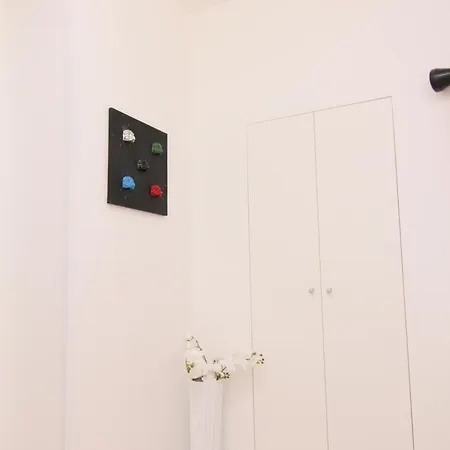 Increasing Garibaldi - Station & Centre 4*