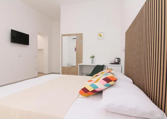 Pensjonat Increasing Garibaldi - Station & Centre 4*